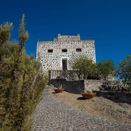 Castello Malicas Hotel Galtelli Exterior photo