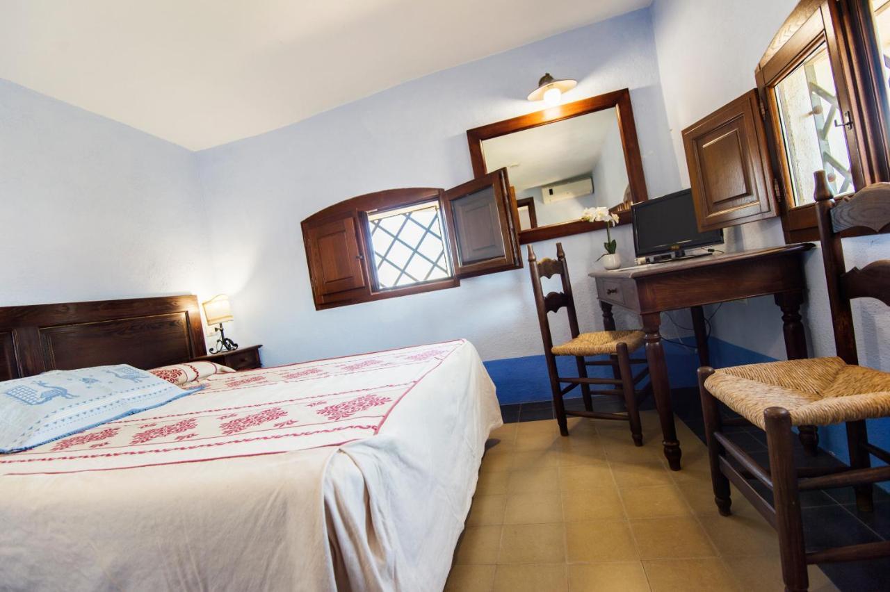 Castello Malicas Hotel Galtelli Exterior photo